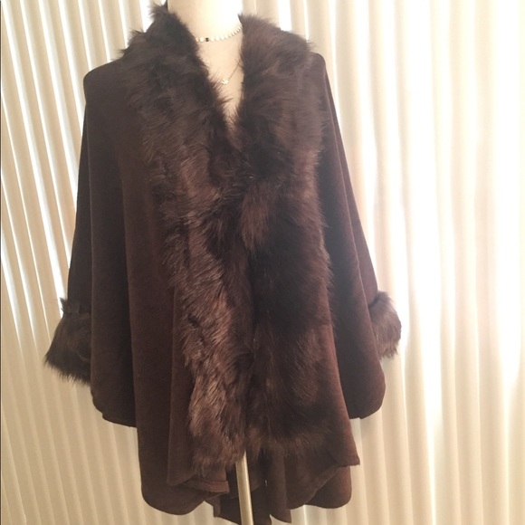 Jackets & Blazers - Fur Trim Batwing Sweater Coat/Poncho (B-3)